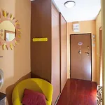 Apartamento Sunny Yellow - With Balcony And Parking Place,