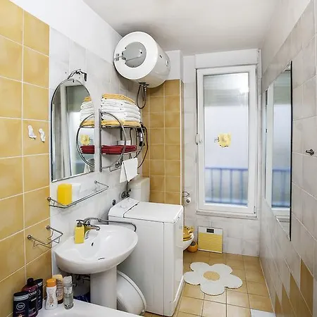 Appartement Sunny Yellow - With Balcony And Parking Place, *