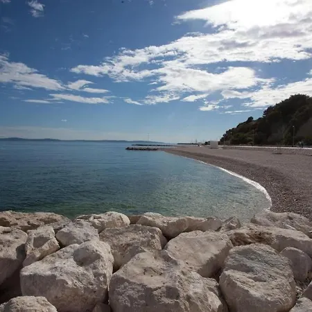 Apartment Sunny Yellow *