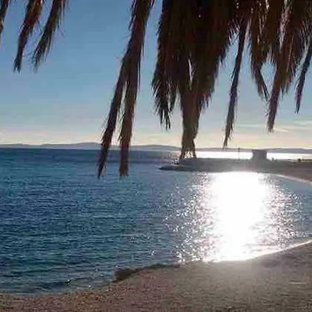 Апартаменти Sunny Yellow - With Balcony And Parking Place,