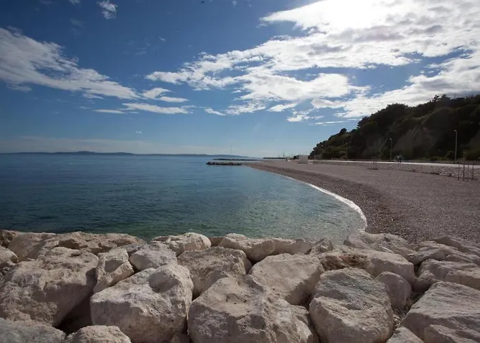Apartment Sunny Yellow *