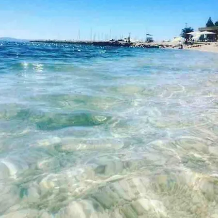 Sunny Yellow - With Balcony And Parking Place, Lägenhet Split